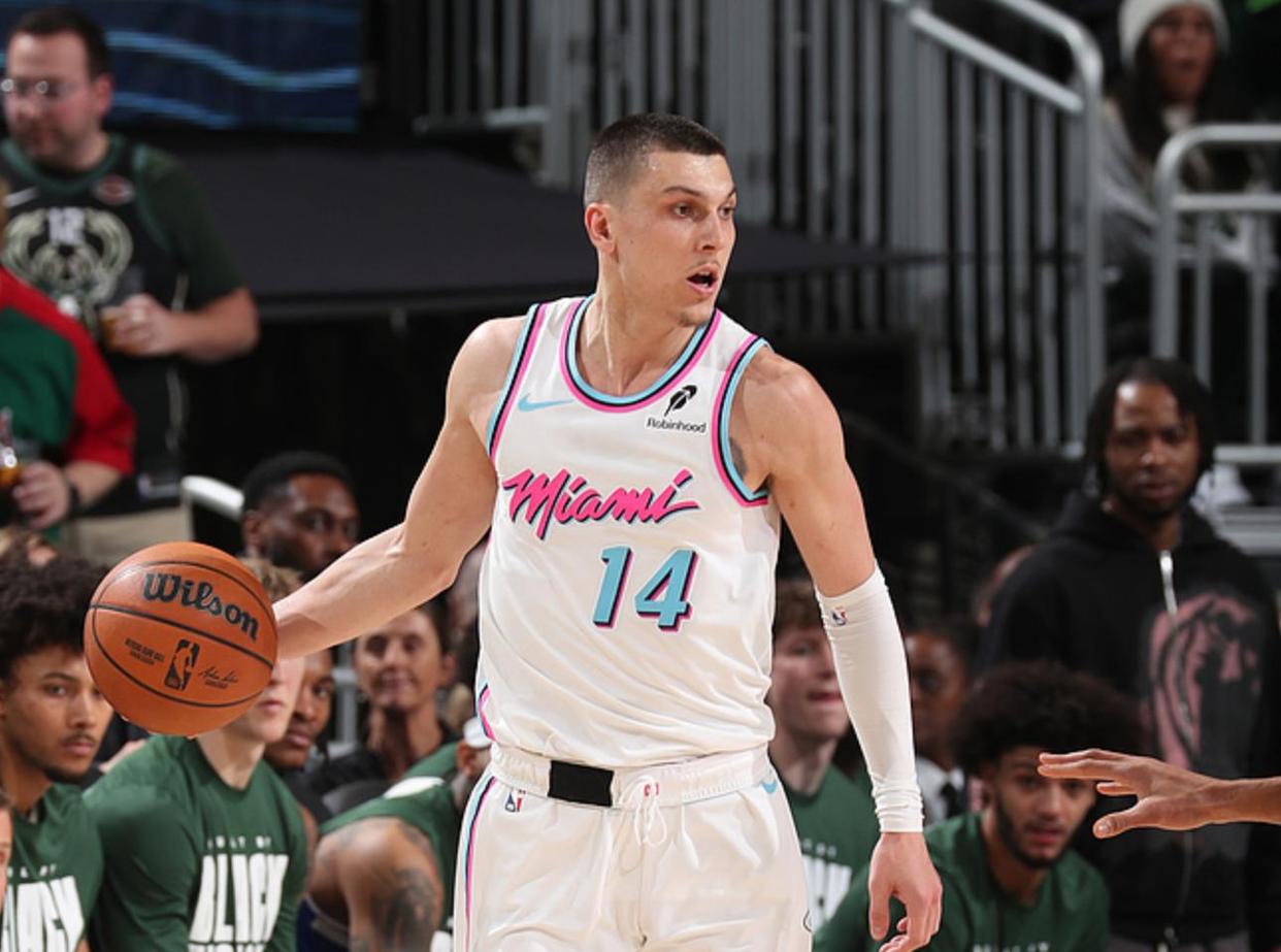 包含字母哥新星表现优异表现突出,西班牙队前途光明!的词条 包含字母哥新星表现优异表现突出,西班牙队前途光明!的词条