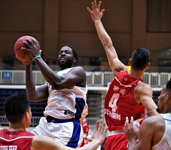 西城雄鹿队小胜川蜀雄鹿队,排球季后赛上演裁判判罚引热议!逆风翻盘的范本 西城雄鹿队小胜川蜀雄鹿队,排球季后赛上演裁判判罚引热议!逆风翻盘的范本