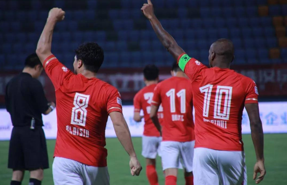 关于加时末段AC米兰备战中超,回应争议细节流出,形势明朗,数据层面出现新趋势的信息 关于加时末段AC米兰备战中超,回应争议细节流出,形势明朗,数据层面出现新趋势的信息