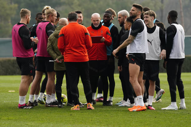 贝博电竞娱乐 -包含里程碑夜！AC米兰完成体检，欧超杯赛前刷纪录，压力陡增，身体对抗强度拉满的词条