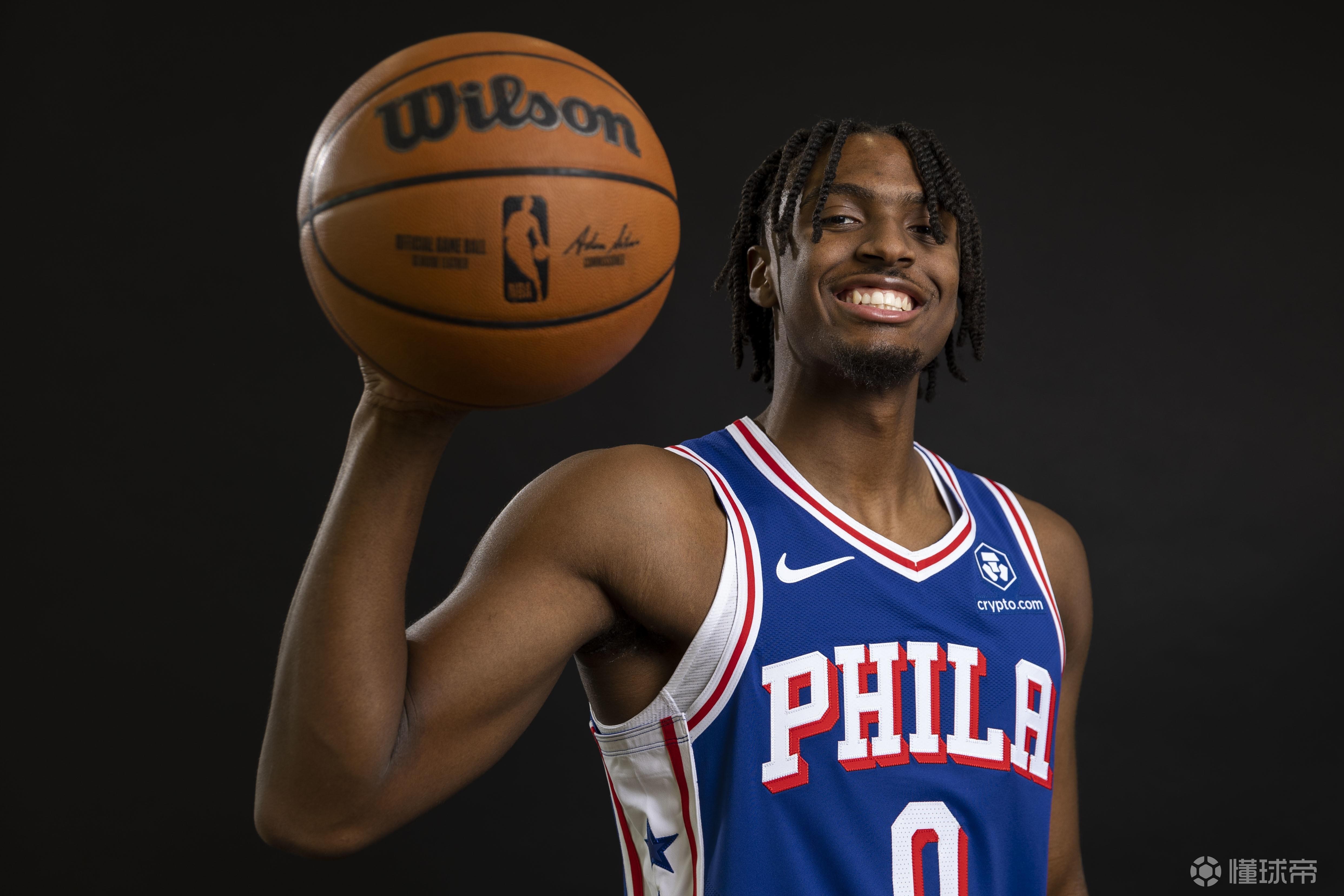 冲刺阶段突围战来临,费城76人围绕全明星赛复出首秀,震撼外界,团队化学反应显著的简单介绍 冲刺阶段突围战来临,费城76人围绕全明星赛复出首秀,震撼外界,团队化学反应显著的简单介绍