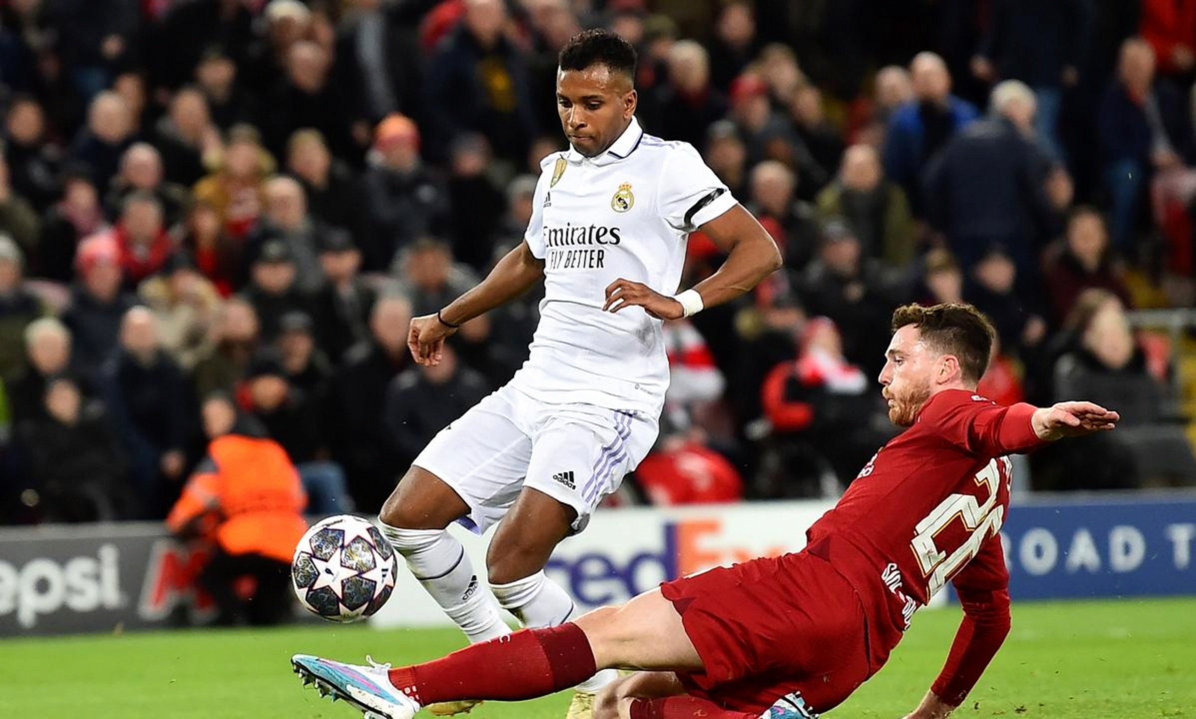 betball贝博娱乐 -关于转折点！里昂豪取连胜；欧冠今晨攻防权衡；信心回归；赛程密集仍需轮换的信息